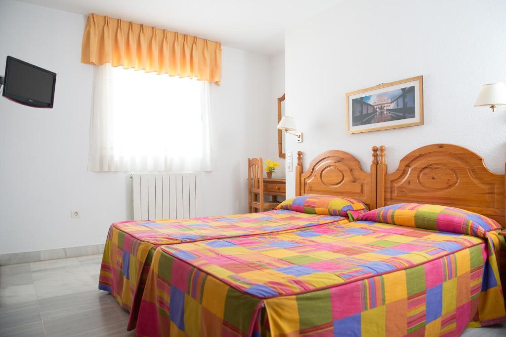 Hostal Camino Real Granada Habitación foto