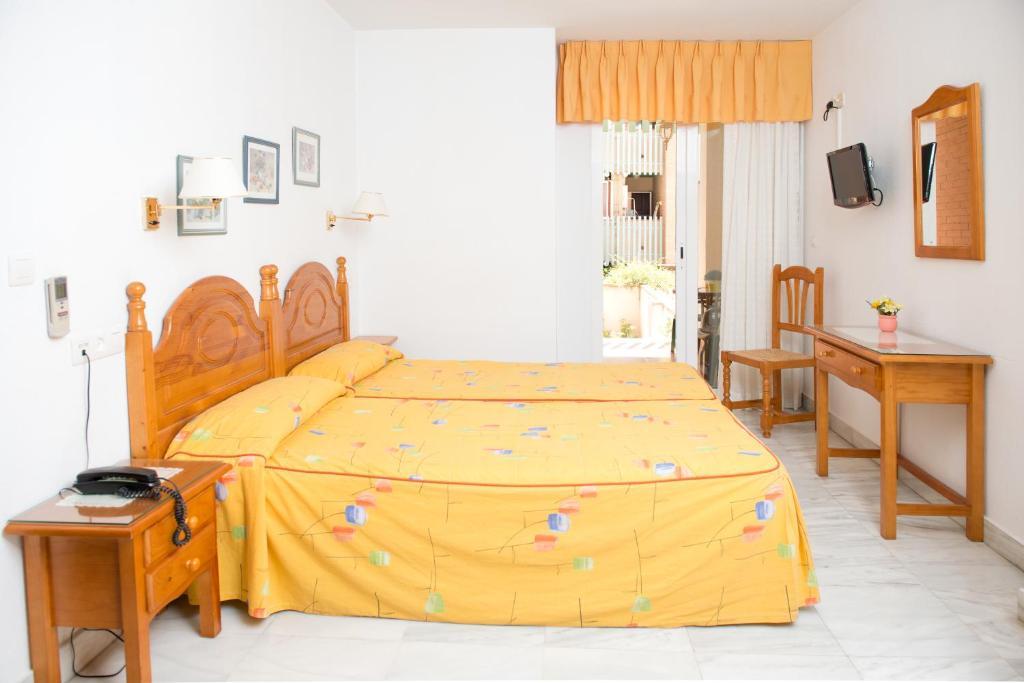 Hostal Camino Real Granada Habitación foto